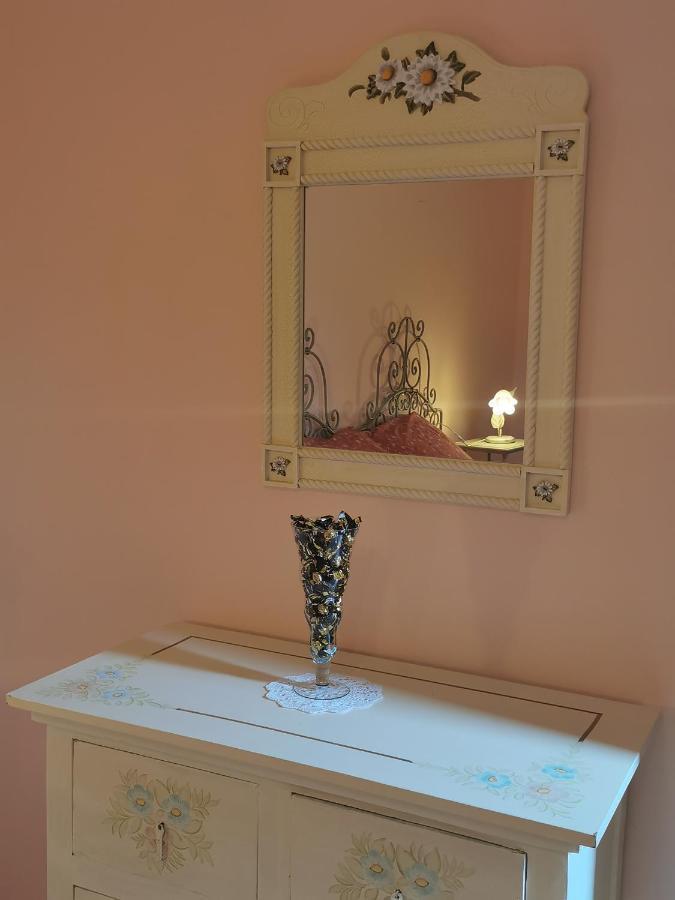 L'Albero Del Cioccolato Bed and Breakfast Pigna Buitenkant foto